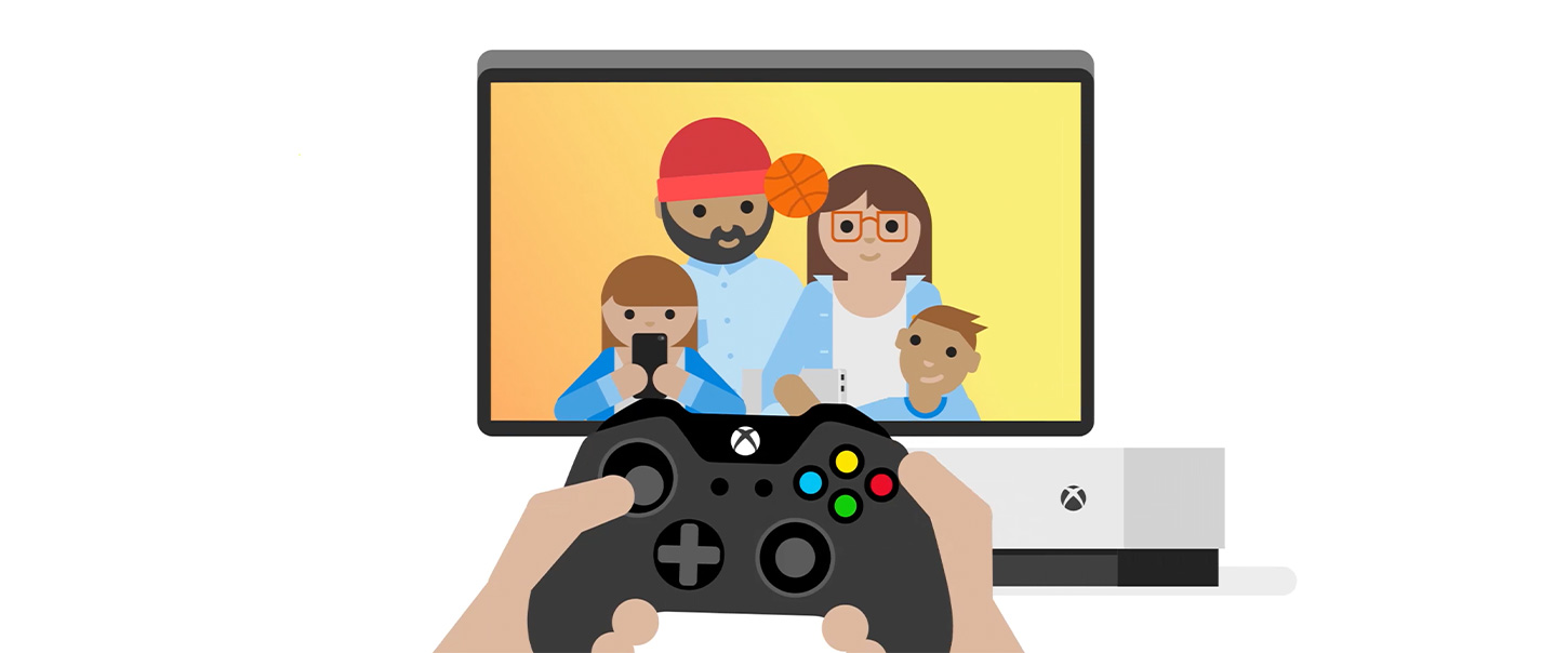 图像显示在一台 Xbox 主机以及显示四口之家的电视画面前，一双手握着 Xbox 控制器