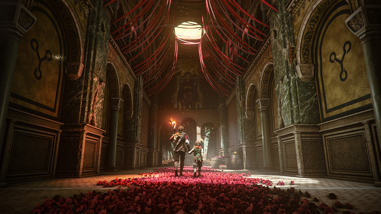 Amicia e Hugo camminano mano nella mano attraverso un tempio sfarzoso su un tappeto di fiori.