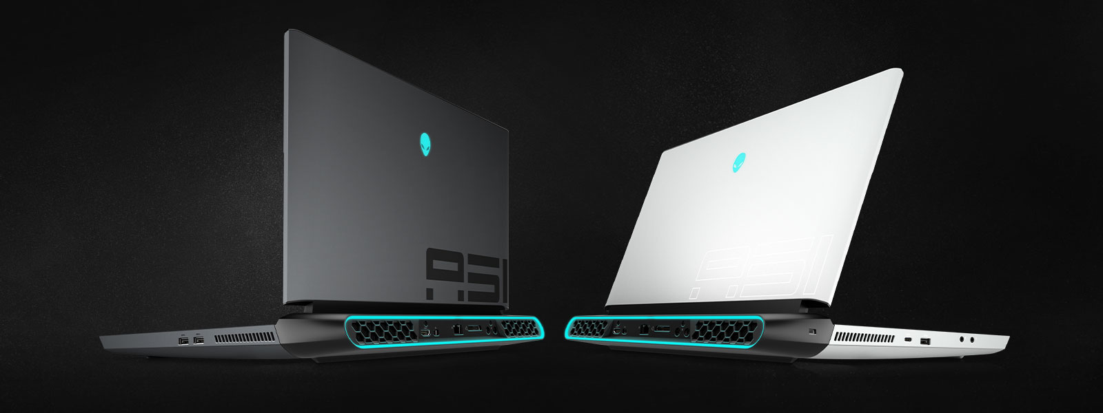 Dos portátiles Alienware una al lado de otra