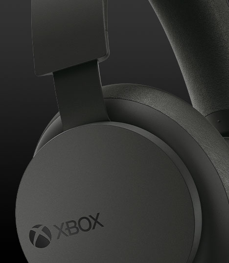 볼륨 다이얼이 있는 Xbox 스테레오 헤드셋의 오른쪽 스피커 클로즈업