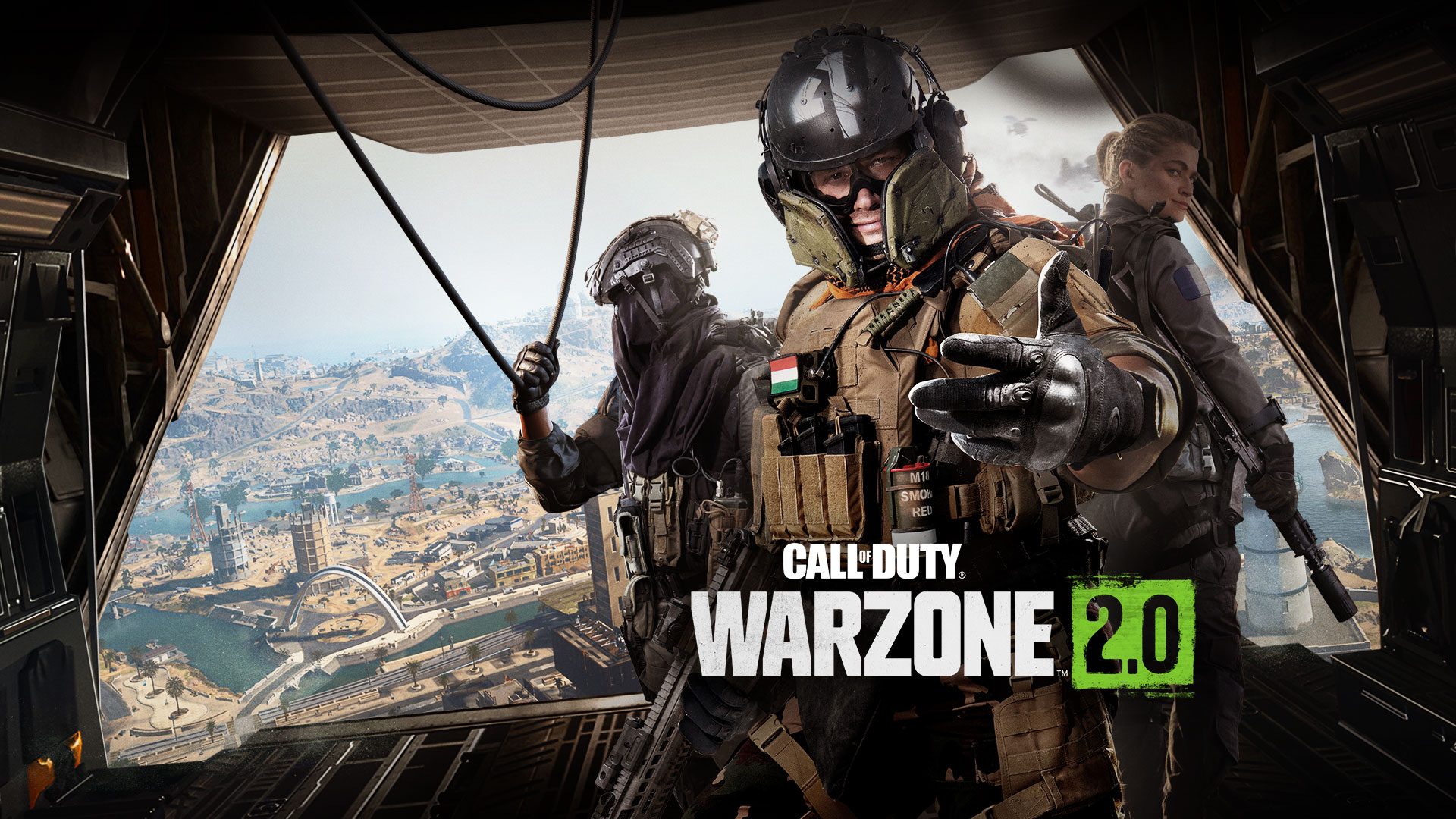 Call of Duty Warzone 2.0, стоя в задней части транспортного самолета, трое оперативников протягивают руки, приглашая вас присоединиться к действию.