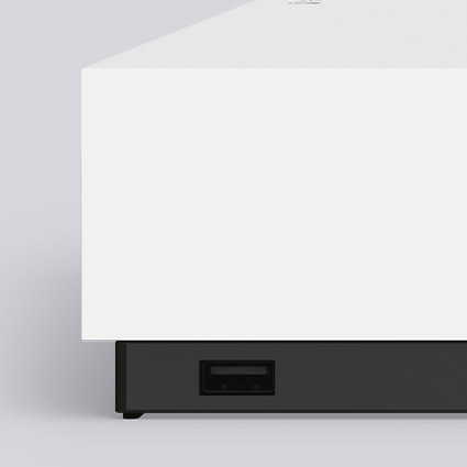 Xbox One S right corner and USB jack detail